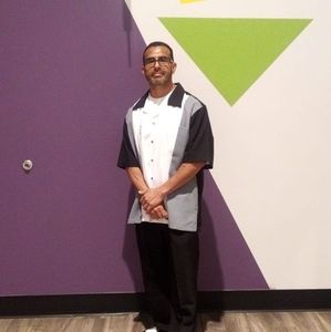 Meet your Posher, Javier